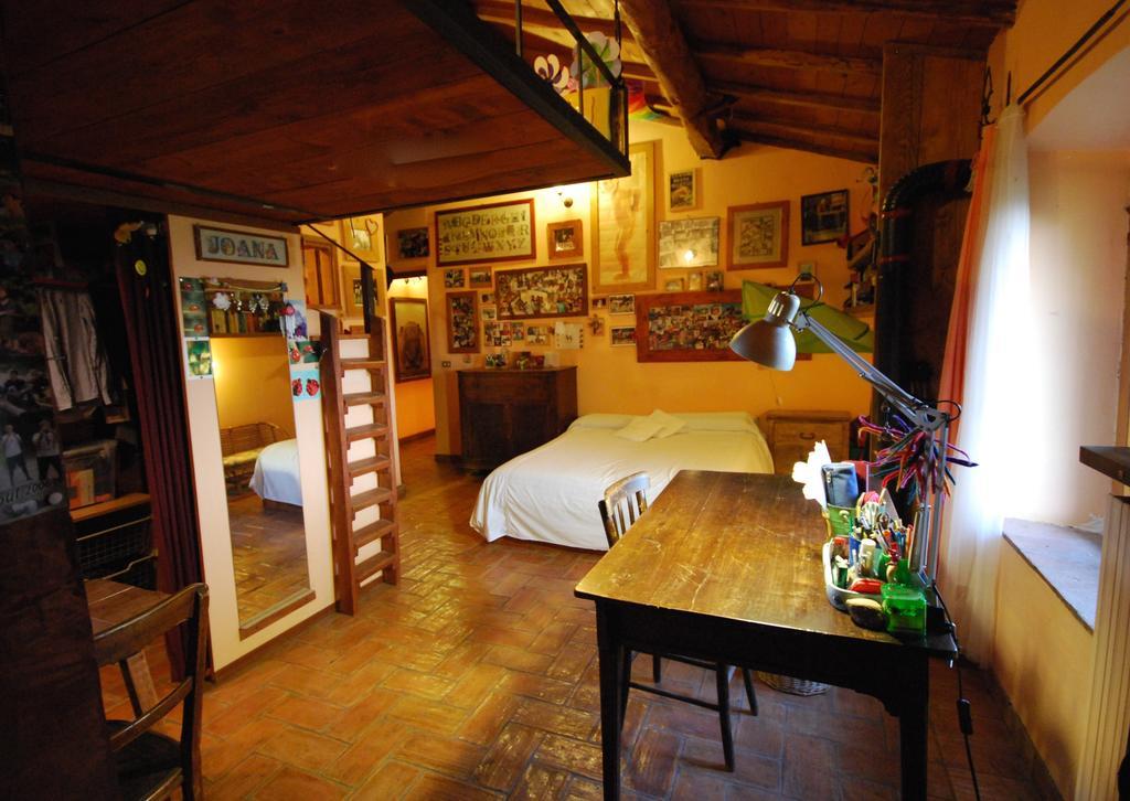 Bed And Breakfast Dopo Il Settimo Cielo Lubriano Bilik gambar